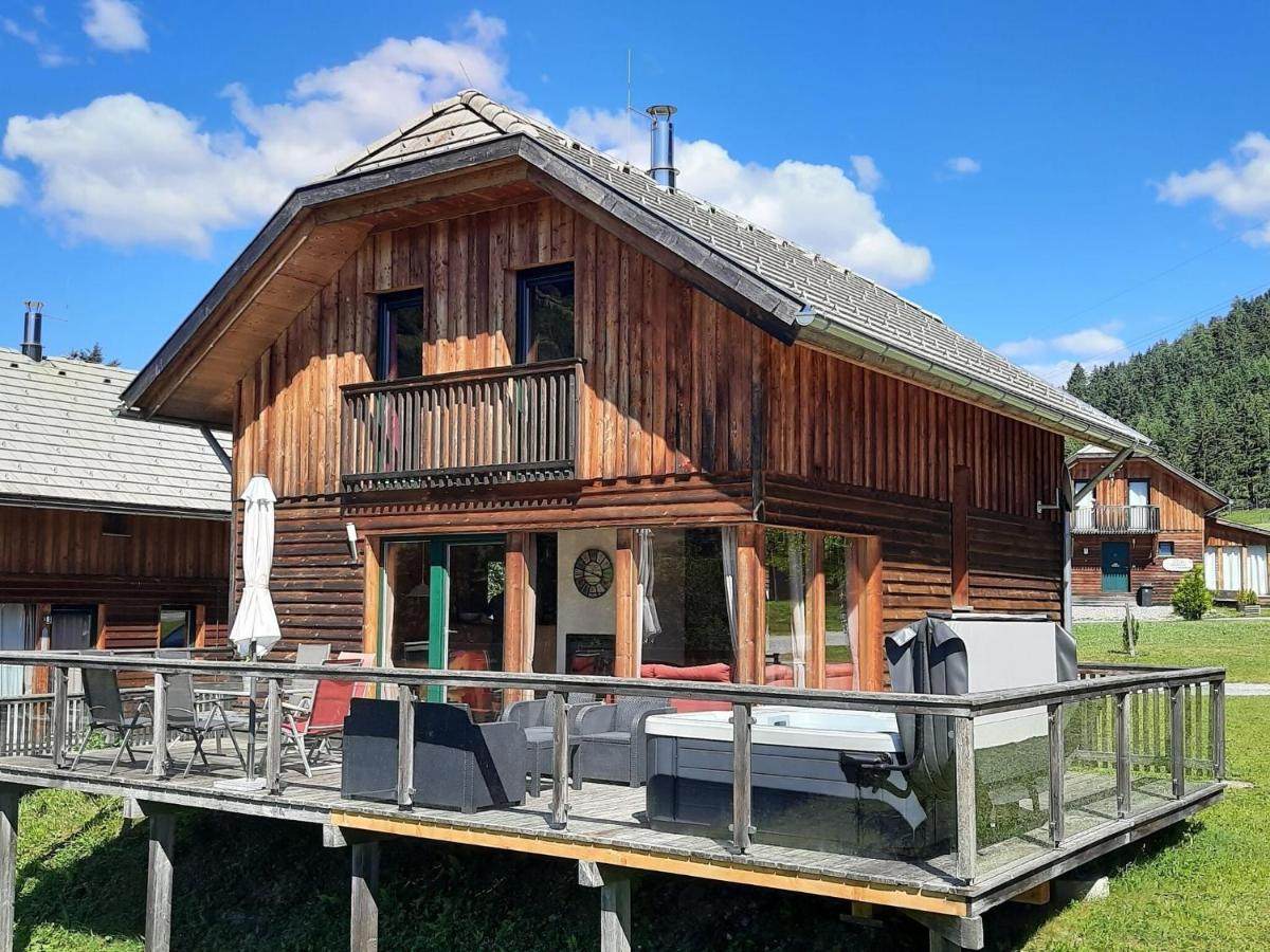 Chalet In St Georgen Ob Murau With Hot Tub سانكت جورجين أوب موراو المظهر الخارجي الصورة